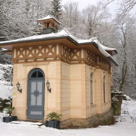 Jagdschloss Bielatal * Rosenthal-Bielatal